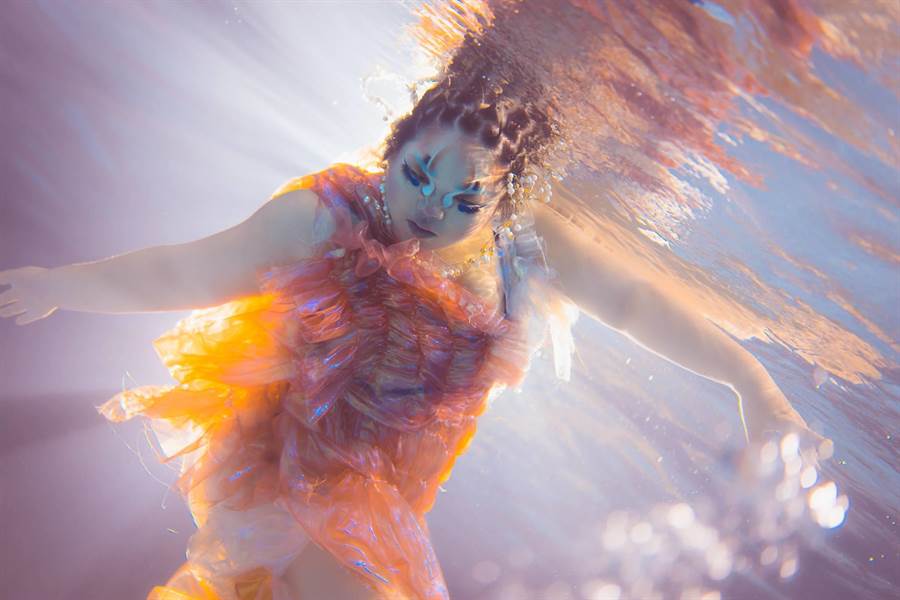 中時新聞網 愛自己本來的樣子就好 汪綺X人魚魂 翻轉「龍騎士」印象